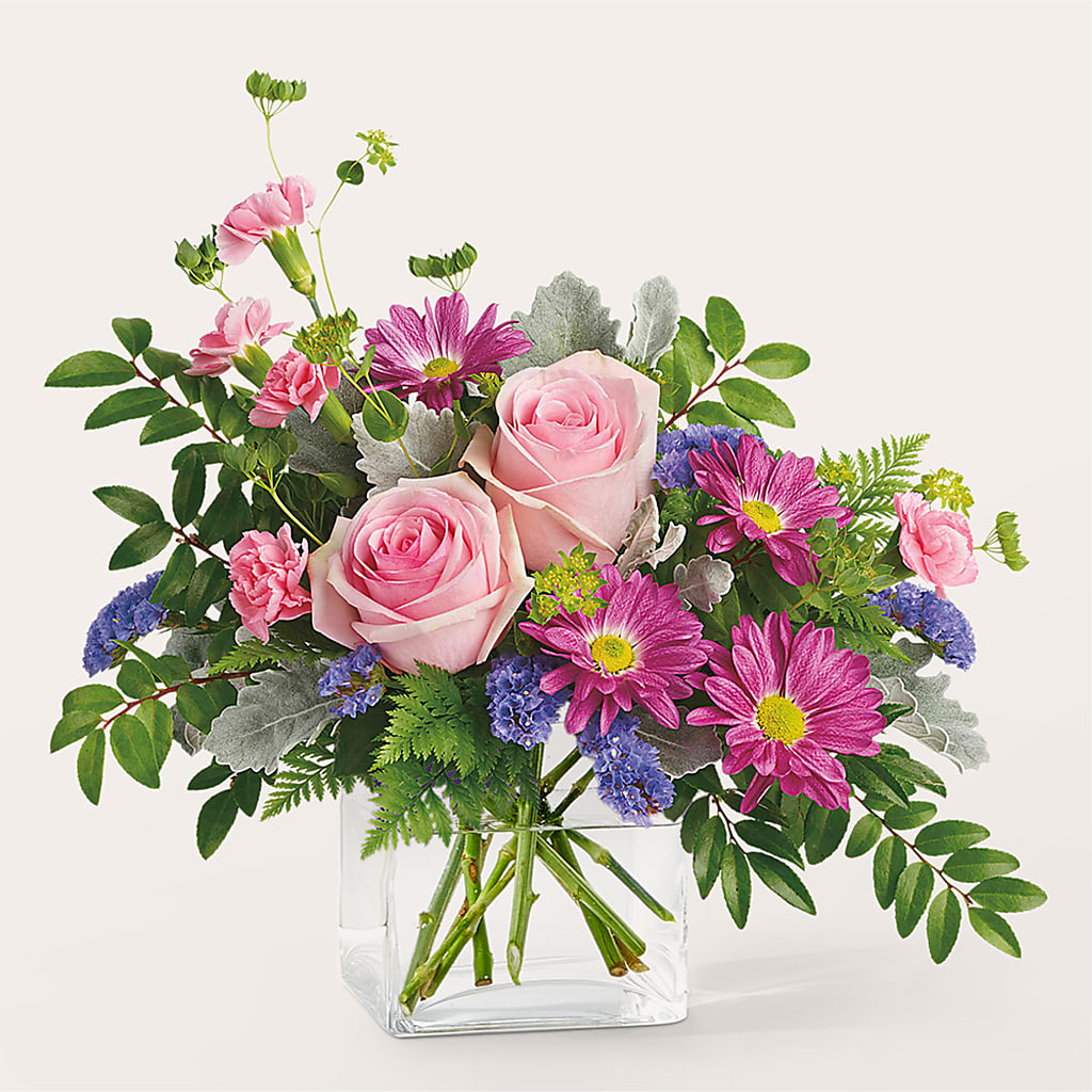 Starlet Bouquet – Gathered Blooms By Emily, Fairburn GA