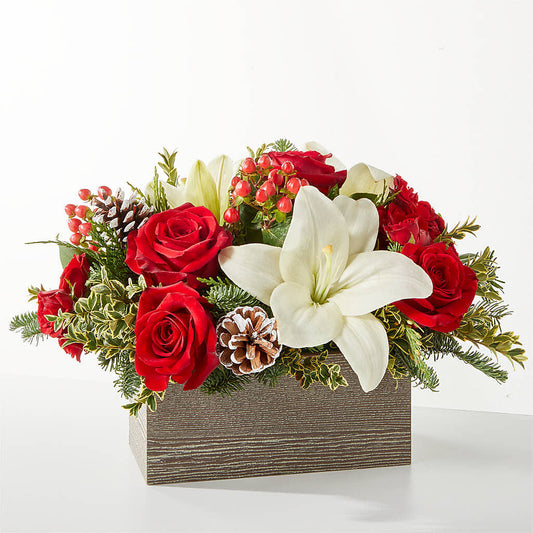 Snowy Wonderland Bouquet –  Gathered Blooms By Emily, Fairburn GA