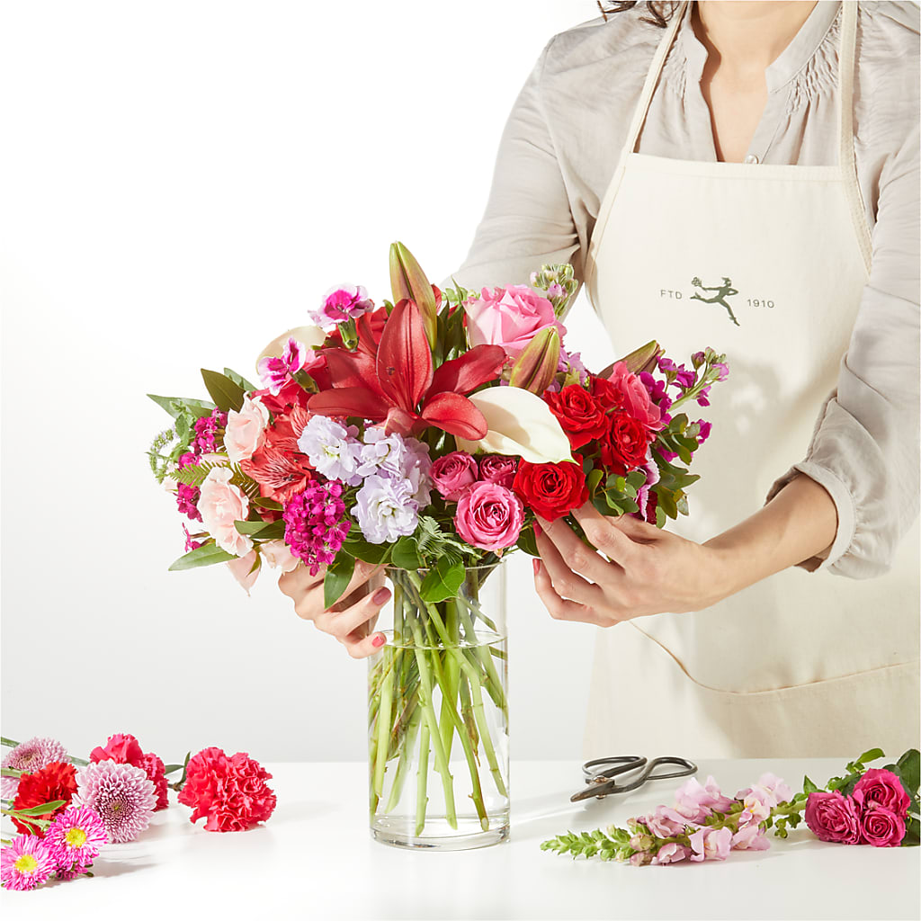Swooning Over You - A Luxury Florist Original –  Gathered Blooms By Emily, Fairburn GA