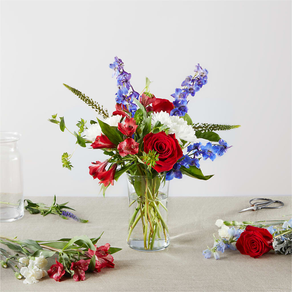 Star Spangled - A Florist Original –  Gathered Blooms By Emily, Fairburn GA