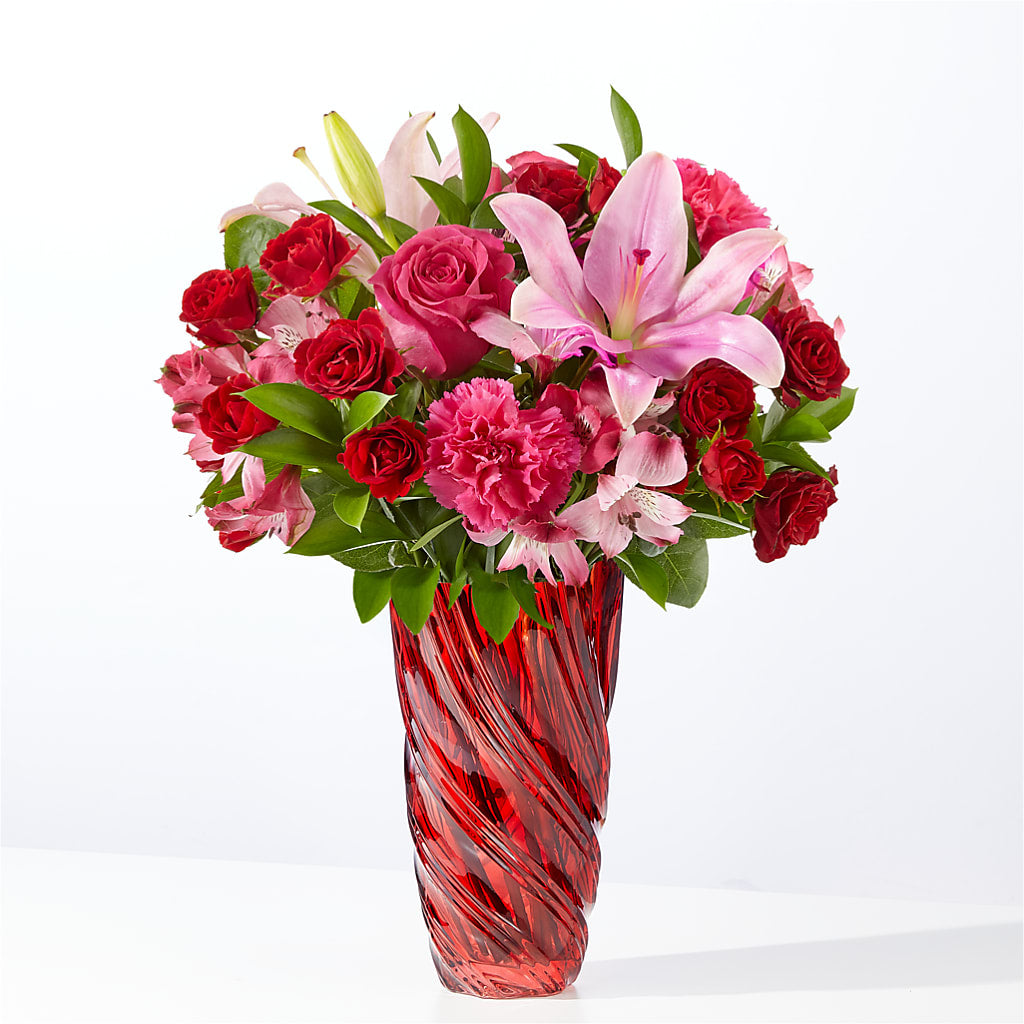 In Love Bouquet with Luxe Swirl Vase –  Gathered Blooms By Emily, Fairburn GA