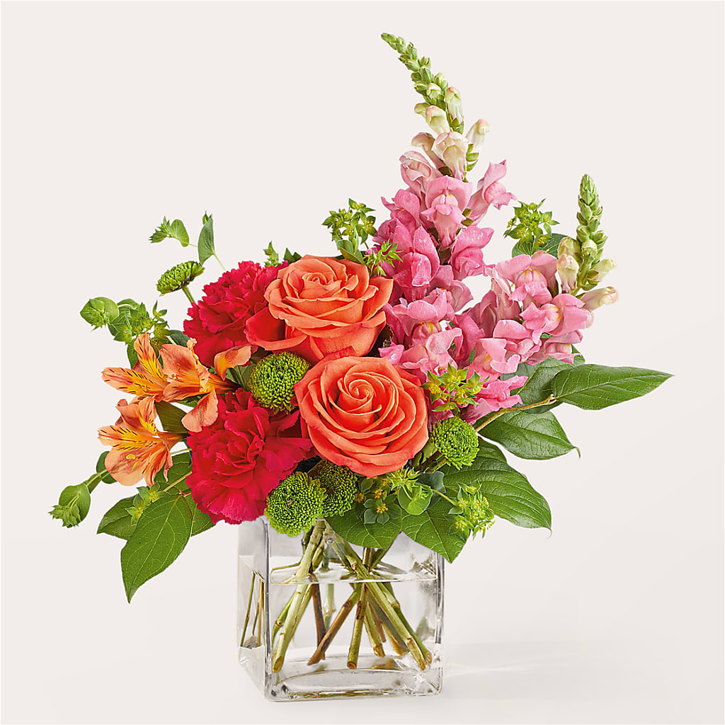 Cosmopolitan Bouquet –  Gathered Blooms By Emily, Fairburn GA