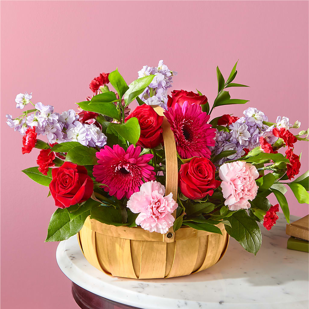 Pink Picnic Basket –  Gathered Blooms By Emily, Fairburn GA