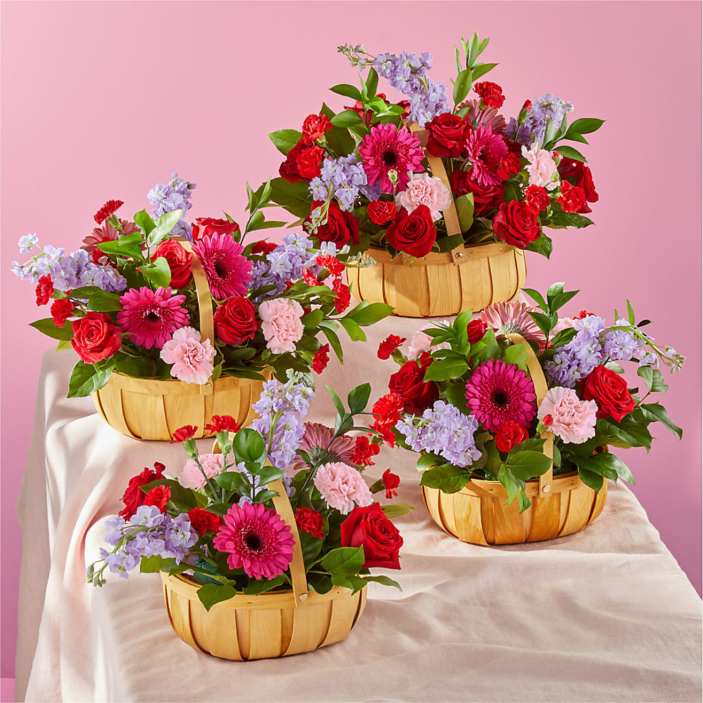 Pink Picnic Basket –  Gathered Blooms By Emily, Fairburn GA