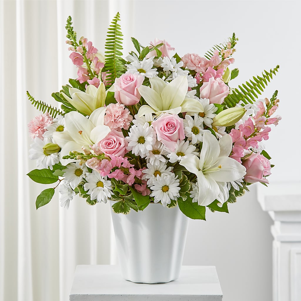 Soft Touch Tabletop Basket –  Gathered Blooms By Emily, Fairburn GA