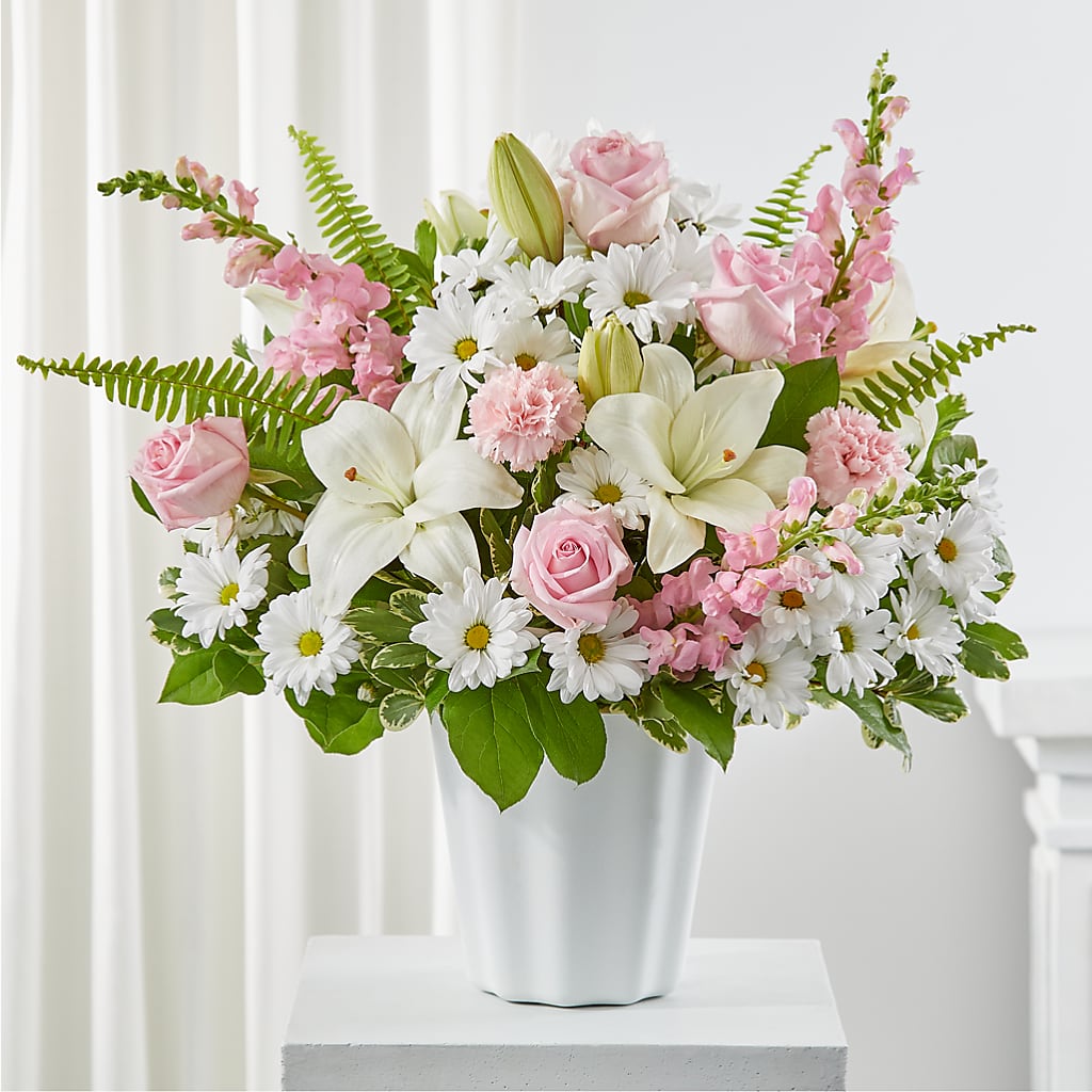 Soft Touch Tabletop Basket –  Gathered Blooms By Emily, Fairburn GA