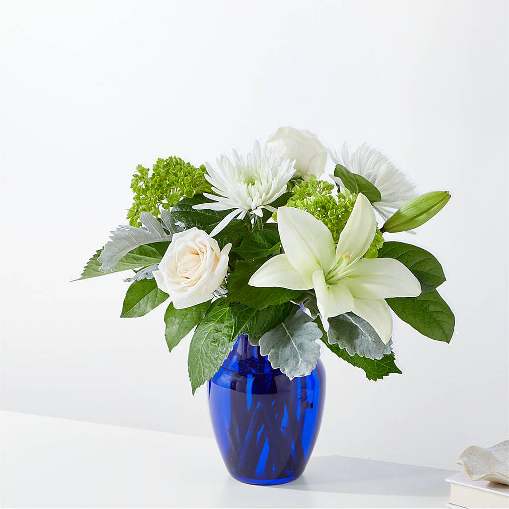 Snowy Dreams Bouquet –  Gathered Blooms By Emily, Fairburn GA