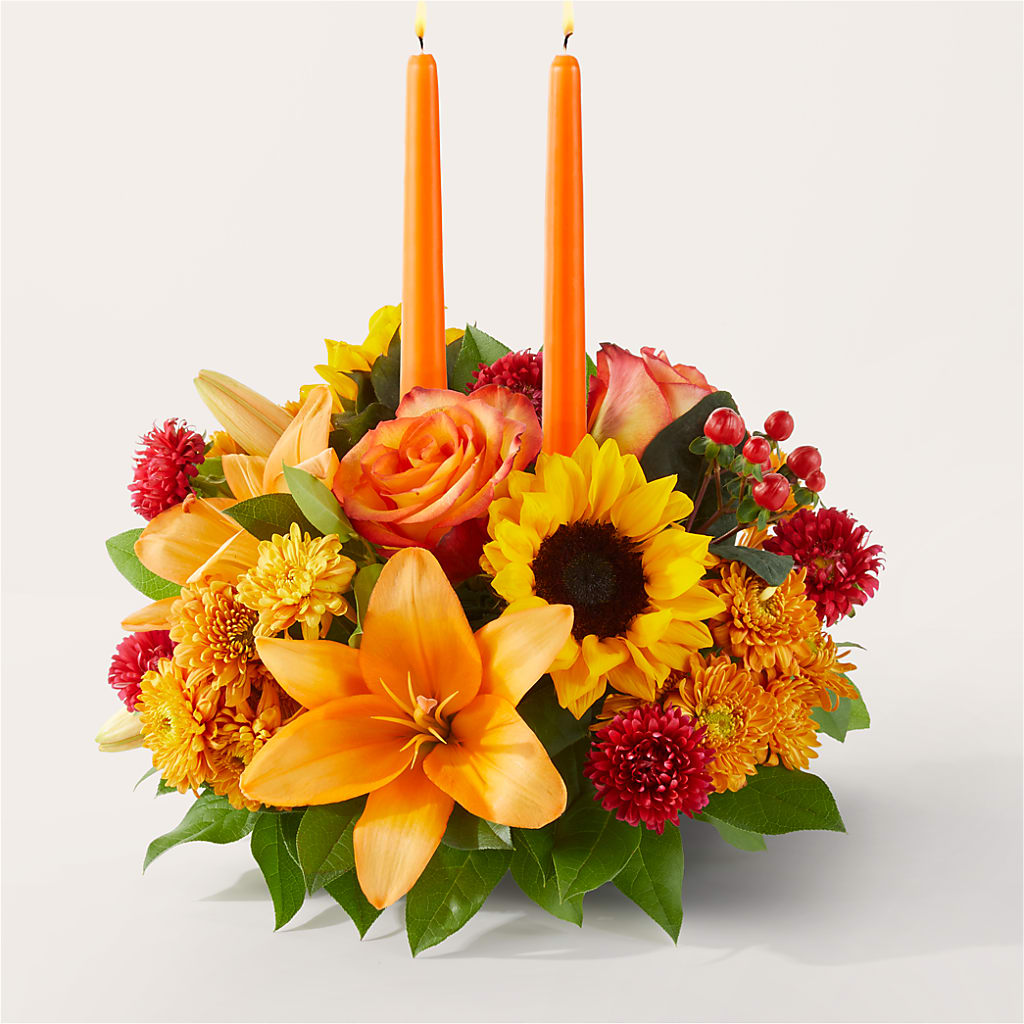 Grateful Centerpiece –  Gathered Blooms By Emily, Fairburn GA