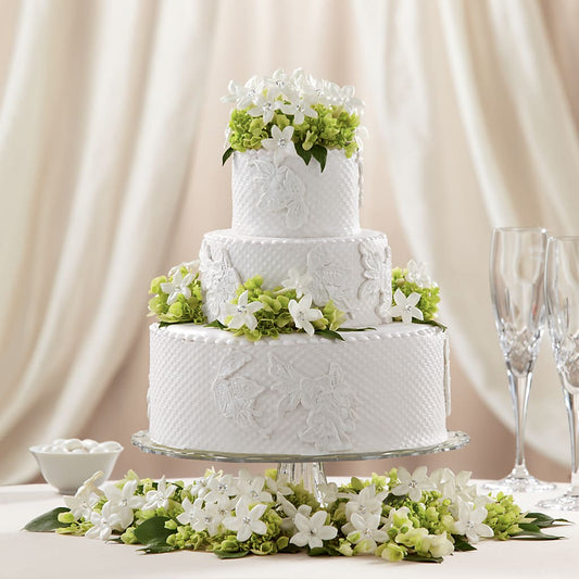Bloom & Blossom Cake Decor –  Gathered Blooms By Emily, Fairburn GA